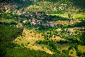 Village sur l&#039;un des rivages du barrage Kardjali, en Rhodopes de l&#039;est